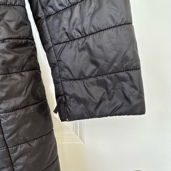 Patagonia Jacket - Flaw - Picture 5 of 12